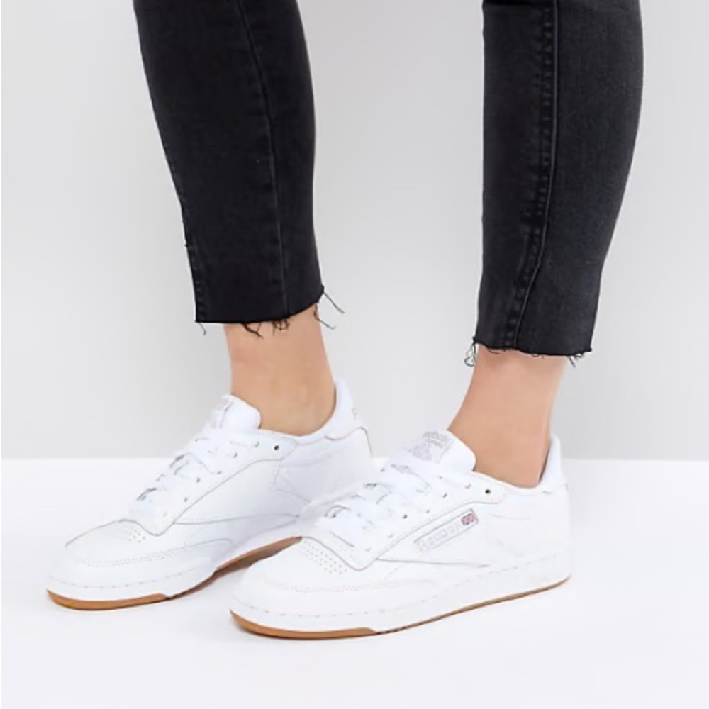 REEBOK Club C 85 White Leather Sneakers Gum Sole Women's 7.5
